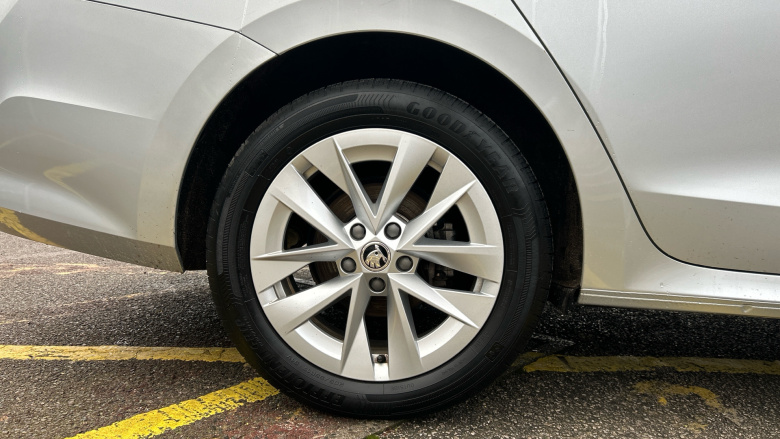 Skoda Octavia 1.4 TSI iV SE Technology DSG 5dr Estate